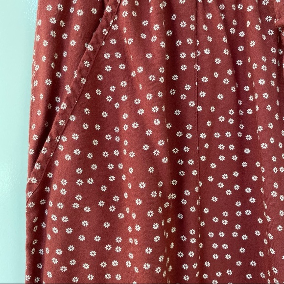 Abercrombie & Fitch wide leg Flowy Flower 🌺 Pants🌺🌺 - Picture 4 of 5